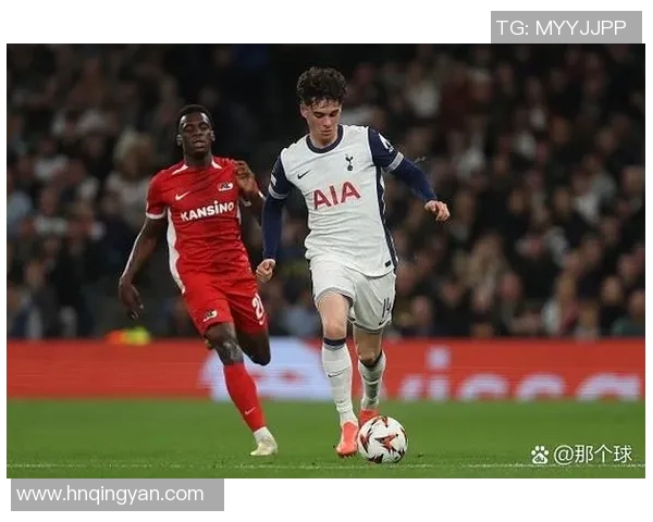 塞维利亚队主教练确认将在转会窗口关闭前补强球队进攻线