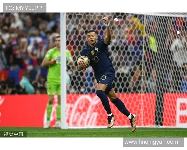 姆巴佩与拉莫斯的对决:年轻天才与经验老将的巅峰较量